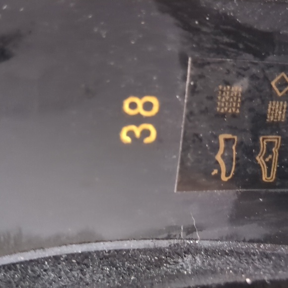 LE CHATEAU* studded heel side zip suede rounded pointed toe ankle boots sz 38 - Picture 8 of 15